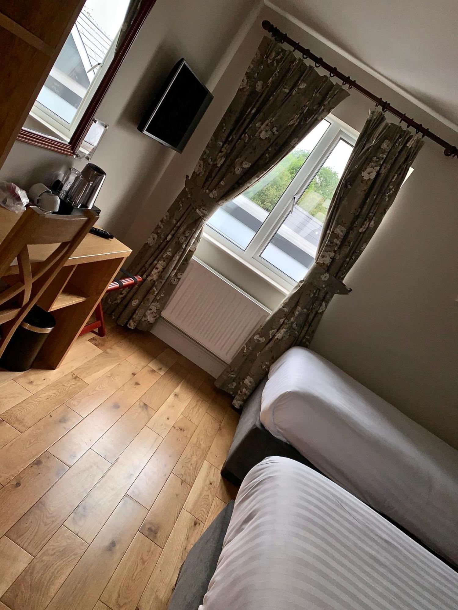 The Highlands Hotel Glenties Zimmer foto